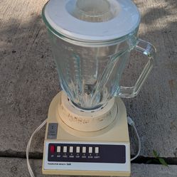 Vintage Hamilton Beach 7-speed Blender