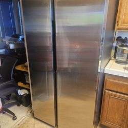 Appliances/ Samsung 