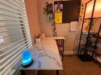 L-Shaped Desk with Marble-Print Top