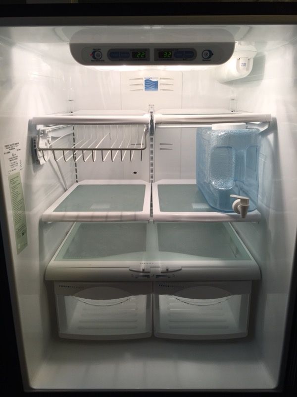 Refrigerator