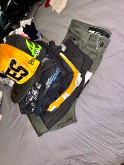 BUNDLE DEAL (7) shirts 2 pair of Gstar Jeans (New)