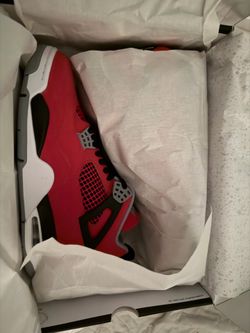 Jordan 4 Toro