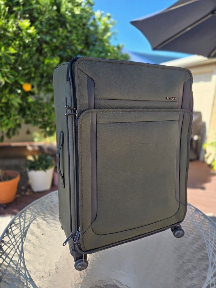 SUITCASE, SAMSONITE LARGE NEW