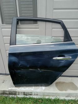 Nissan Sentra Door Left Rear 2013,14,15,16,17,18,19,20