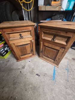 Santa Fe Rustic Pine Wood End Table in