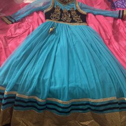 Very good condition $25