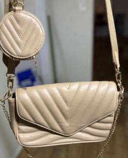 Ant Expedition Crossbody