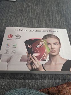 7 Color LED mask therapy