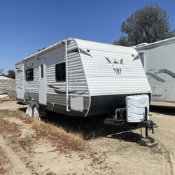 2012 Camp Trailer
