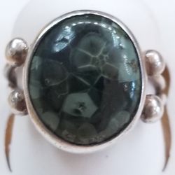 Sterling Silver Ring With Cabochon Stone