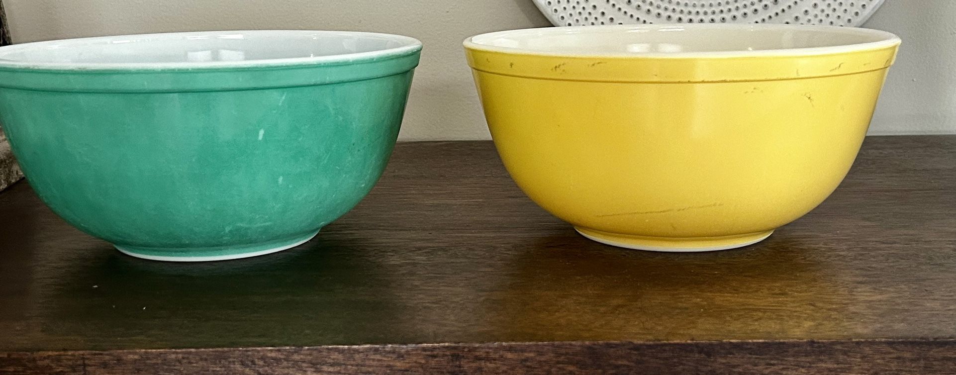 Green & Yellow Pyrex Bowls