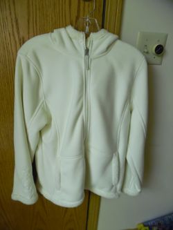 New never worn Free Country ivory fleece hooded jacket so soft medium