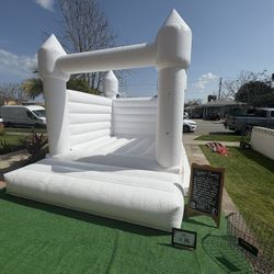 Bouncy Castles 