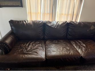 Couch (3 seater and 2 seater)