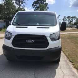 2019. Ford Transit 250