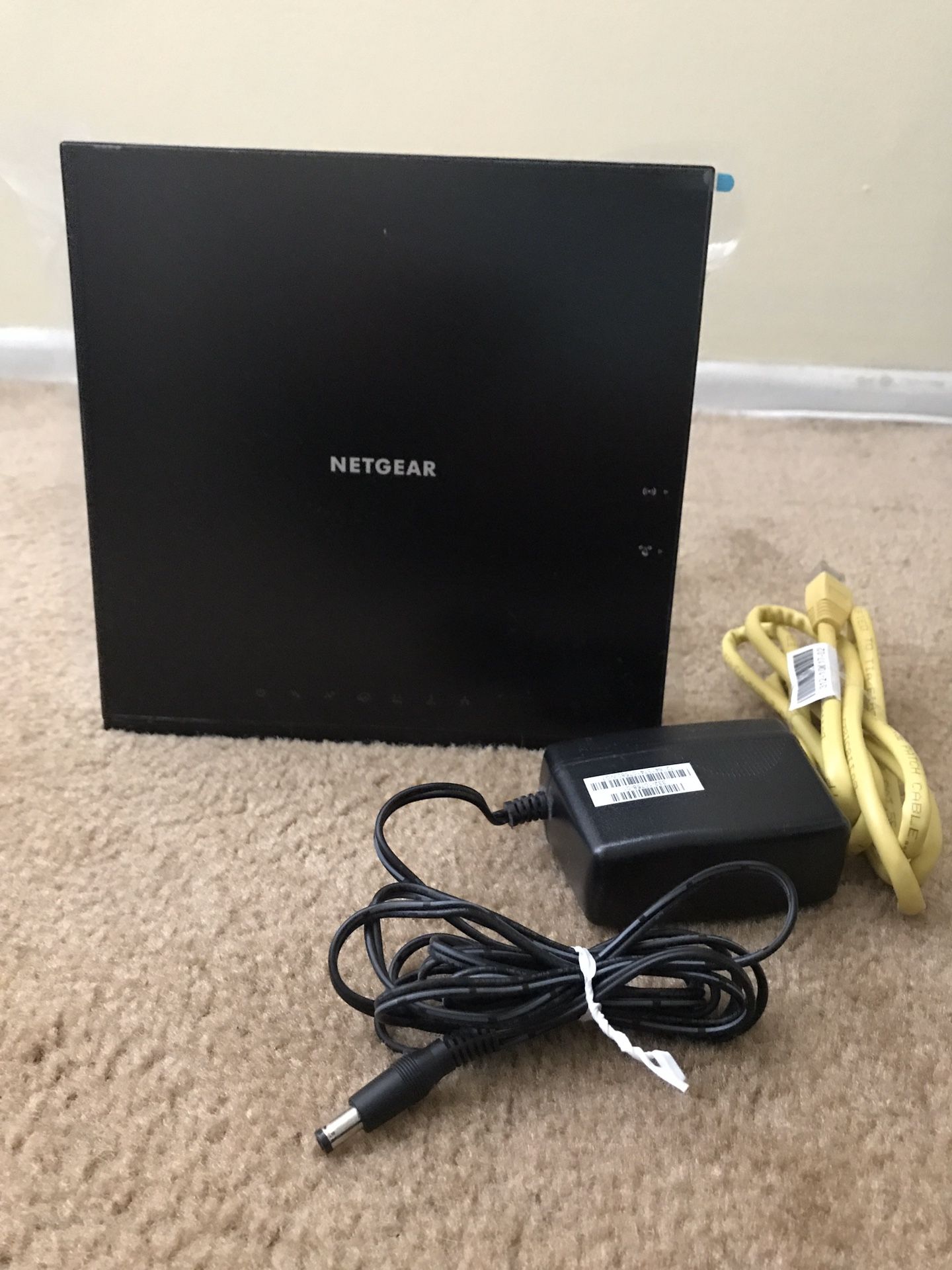 Netgear AC1600 WiFi Cable Modem Router