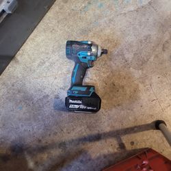 Makita 1/2" Impact Wrench
