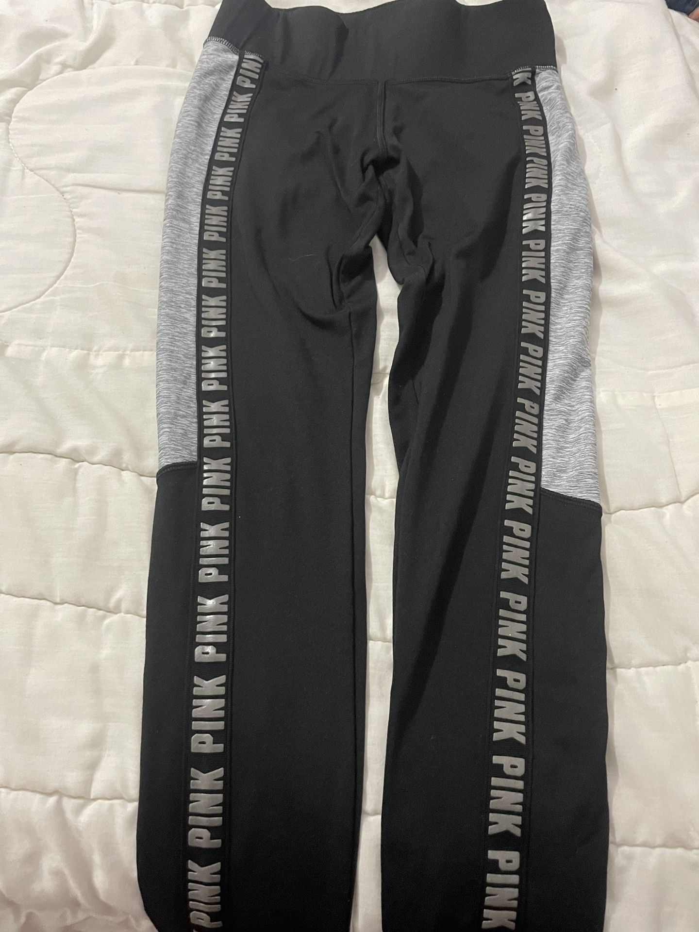 Lv 2 Piece Jogger Outfit Brand New for Sale in Jersey City, NJ - OfferUp