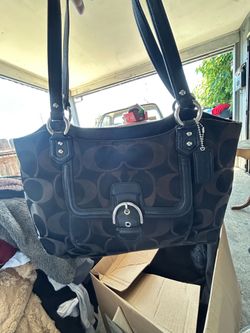 CAMPBELL SIGNATURE IZZY FASHION SATCHEL (COACH F25294)