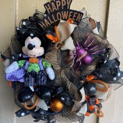 Mickey Mouse Drácula  Wreath  