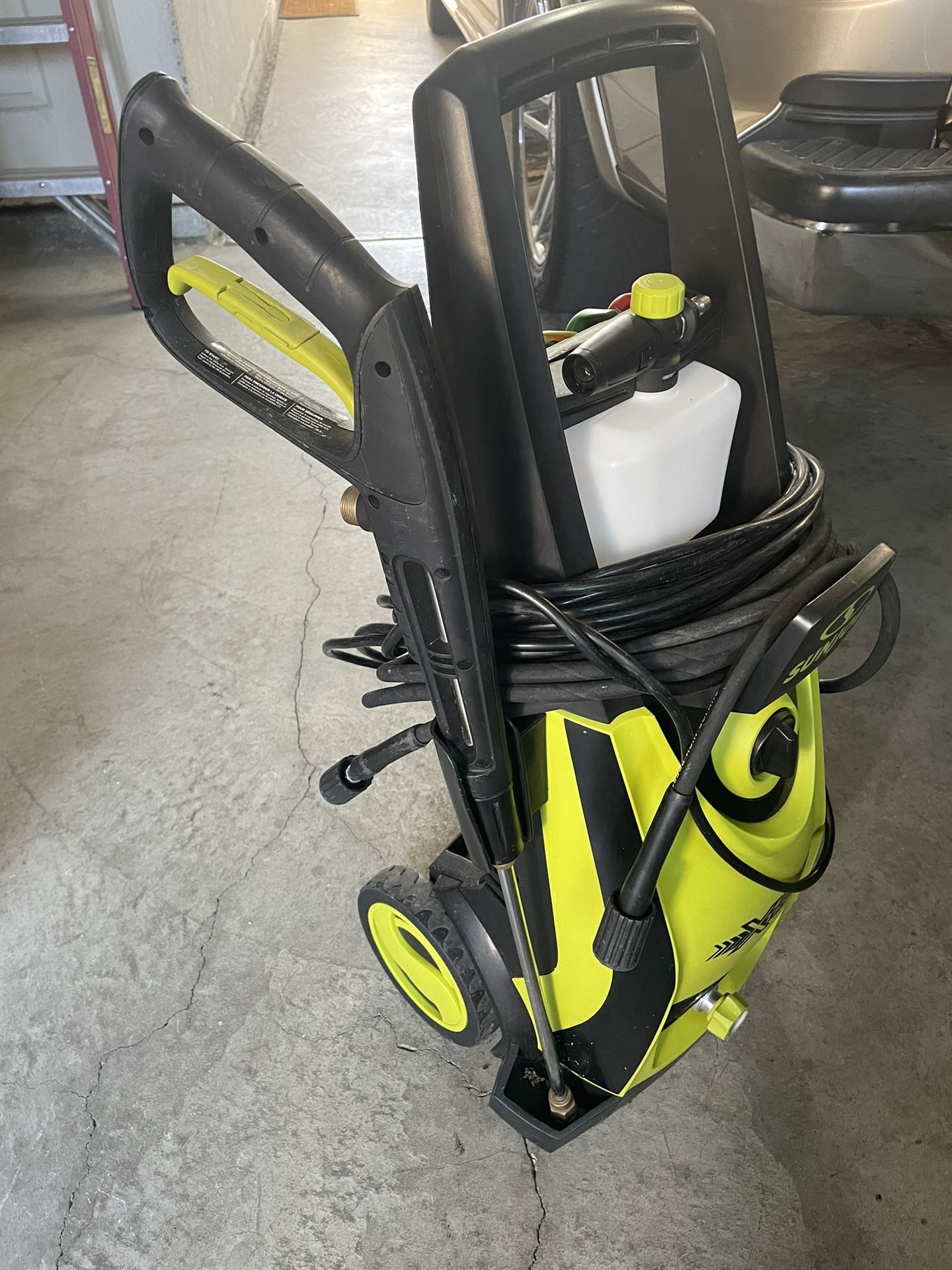 Pressure Washer