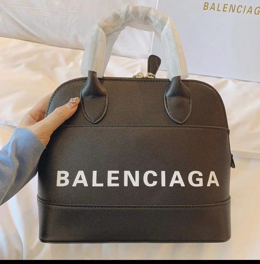 Mini Bag. Leather. 8.26”