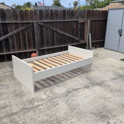 Ikea Full Size Bed Frame