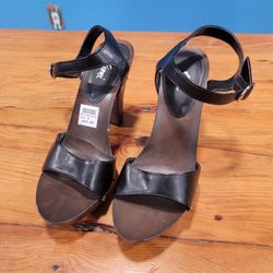 Fioni Black Open Toe High Heels ~ Size 8