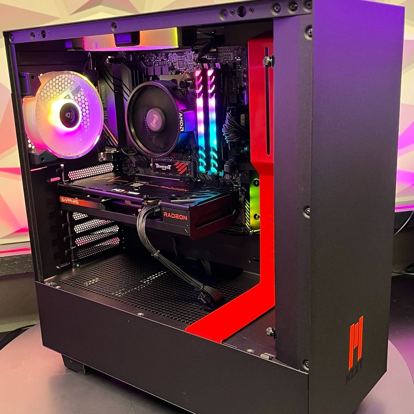 AMD Ryzen 5500 / RX 7600 / NZXT H510 Gaming PC