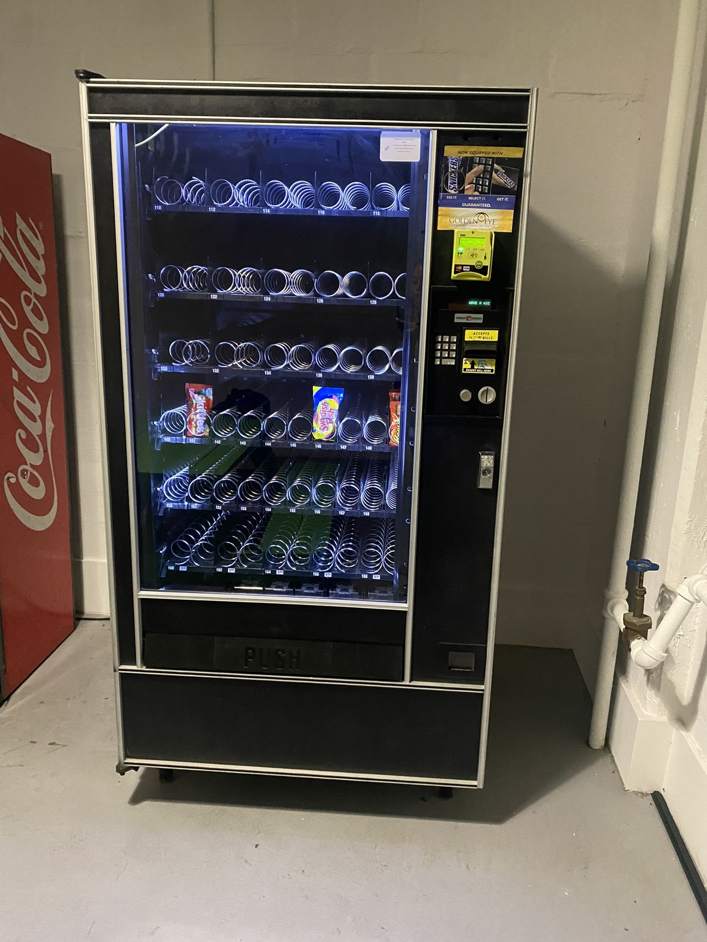 Vending Machine for Sale in New York, NY OfferUp