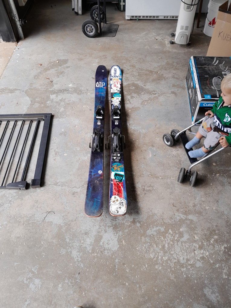 Atomic Skis