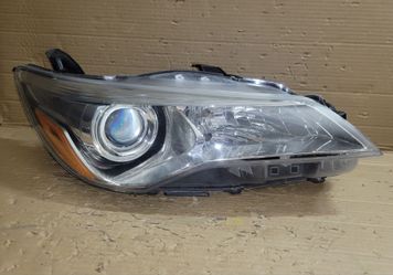 2015-2016-2017 Toyota Camry Right Side Headlight Halogen Aftermarket