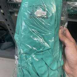 NITRILE, 4MIL BLUE GLOVES- small,medium,large (100 GLOVES) 