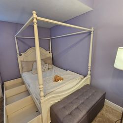  Cream Full Canopy Bed W/Trundle + Storage Draws