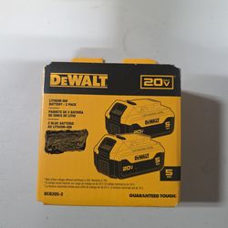 DEWALT 20V MAX XR 5 Ah Lithium Ion Battery 2-Pack Premium High Capacity Cordless Tool Battery Packs (DCB205-2)