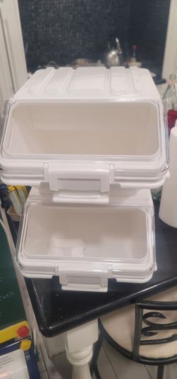 Storage containers