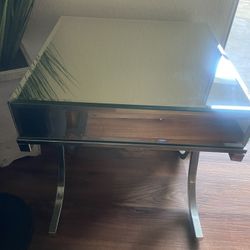 Mirror End Table/Nighstand