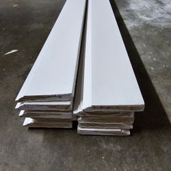 Royal Colonial Baseboard Moulding 12' 10 Count