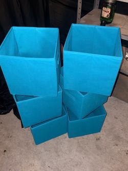 Cloth storage bins