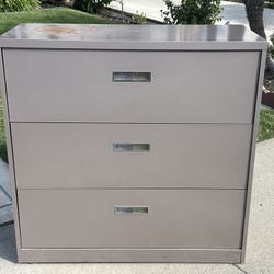 Heavy Duty Metal - Filing Cabinet 
