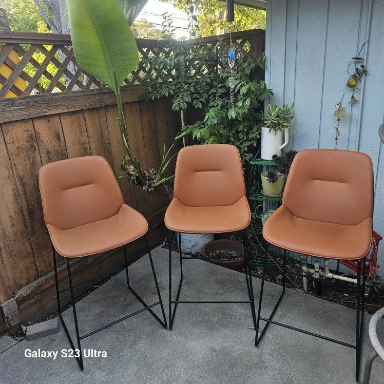 Andreu World SET of 3 Counter Height Barstools