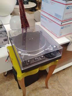 Technics sl-1900 turntable