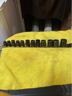 Snap on metric sockets
