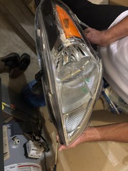 Headlight Nissan Versa 2018 