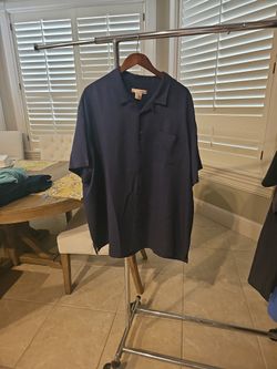 Men's size 2XL shirt EUC