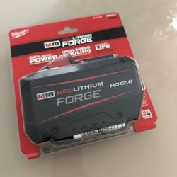Milwaukee M18 18V Lithium-Ion REDLITHIUM FORGE HD 12.0 Ah Battery Pack