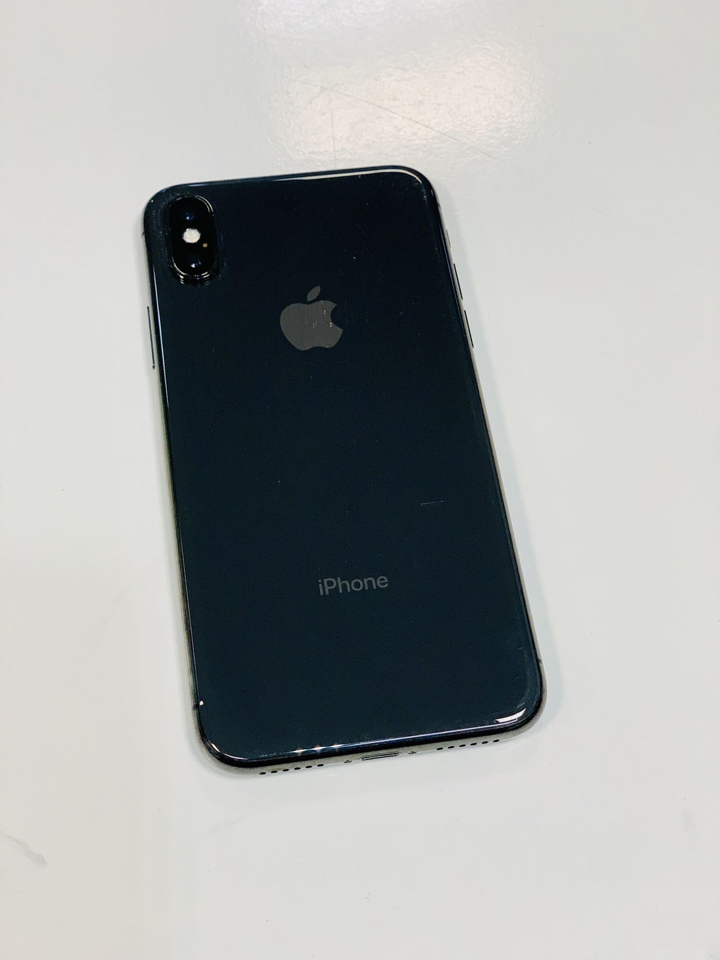 iPhone X Fully Unlocked