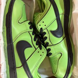 NIKE SB Powderpuff Girls Size 8.5M Brand New 
