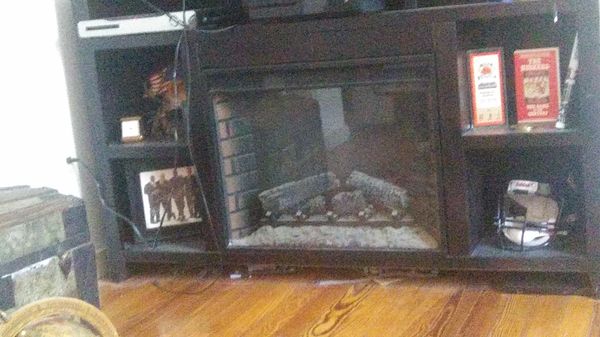 Tv stand with fireplace(electric) for Sale in Omaha, NE OfferUp