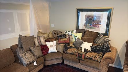 Throw pillows.